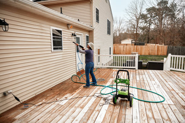 Best Fence Pressure Washing  in Olivia, MN